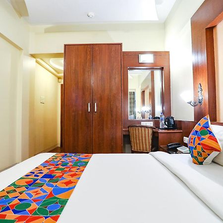 Fabhotel Shubhangan - Nr Bandra Мумбай Екстериор снимка