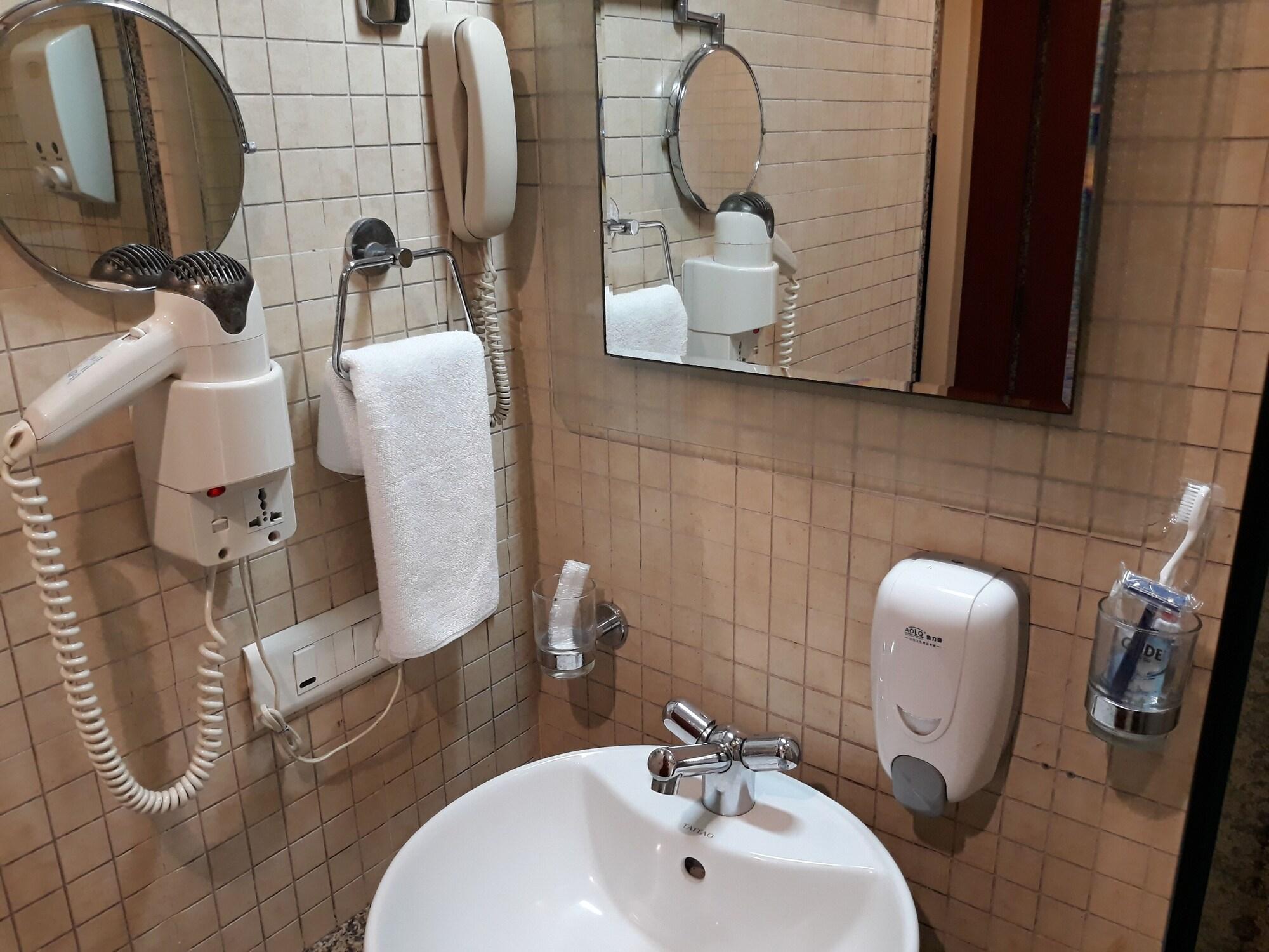 Fabhotel Shubhangan - Nr Bandra Мумбай Екстериор снимка