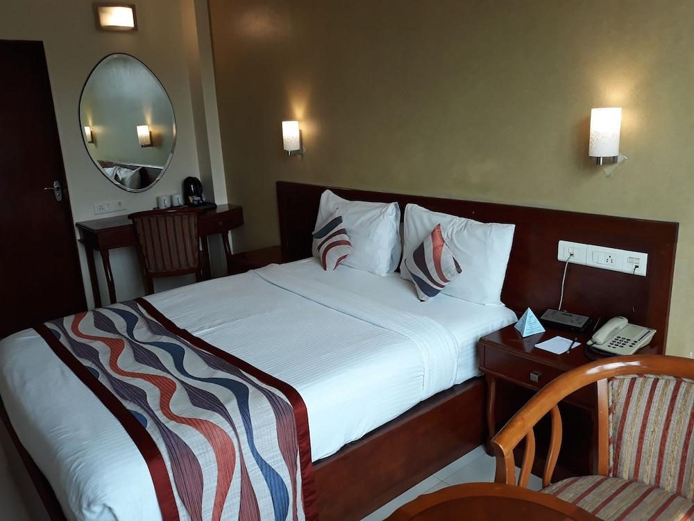 Fabhotel Shubhangan - Nr Bandra Мумбай Екстериор снимка