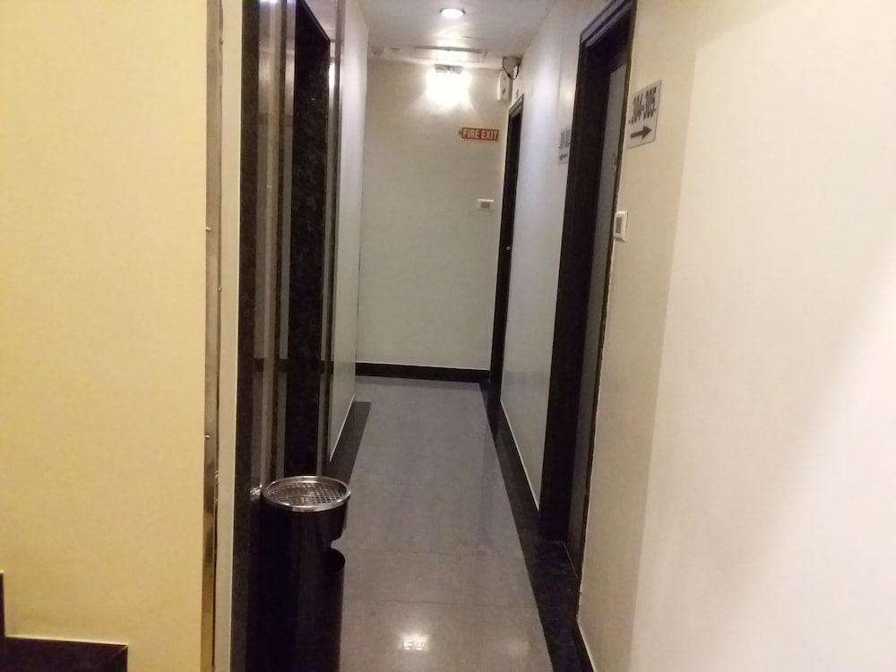 Fabhotel Shubhangan - Nr Bandra Мумбай Екстериор снимка