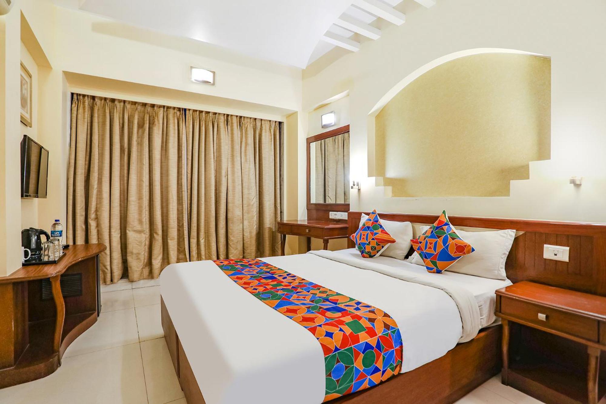 Fabhotel Shubhangan - Nr Bandra Мумбай Екстериор снимка