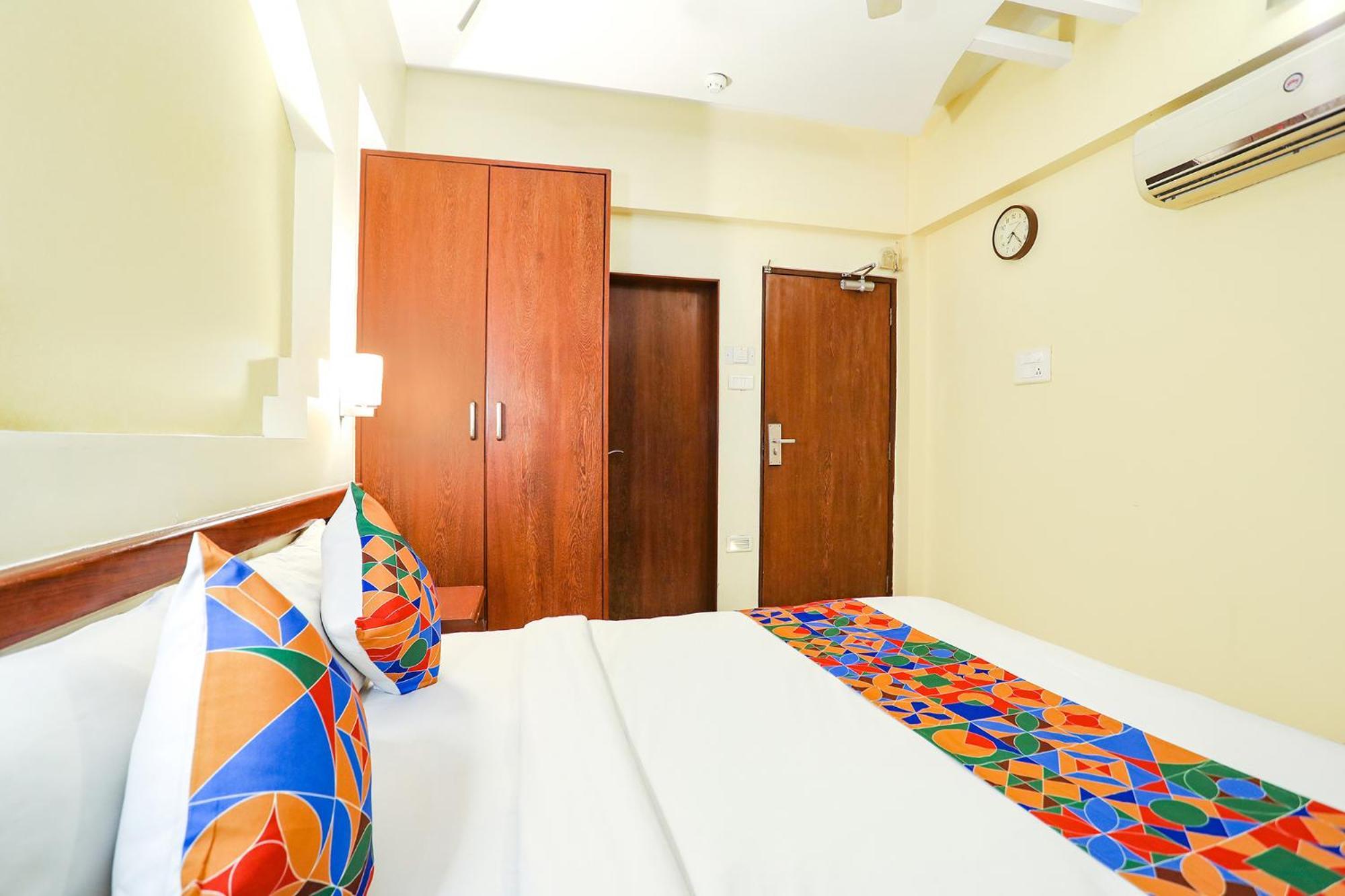 Fabhotel Shubhangan - Nr Bandra Мумбай Екстериор снимка